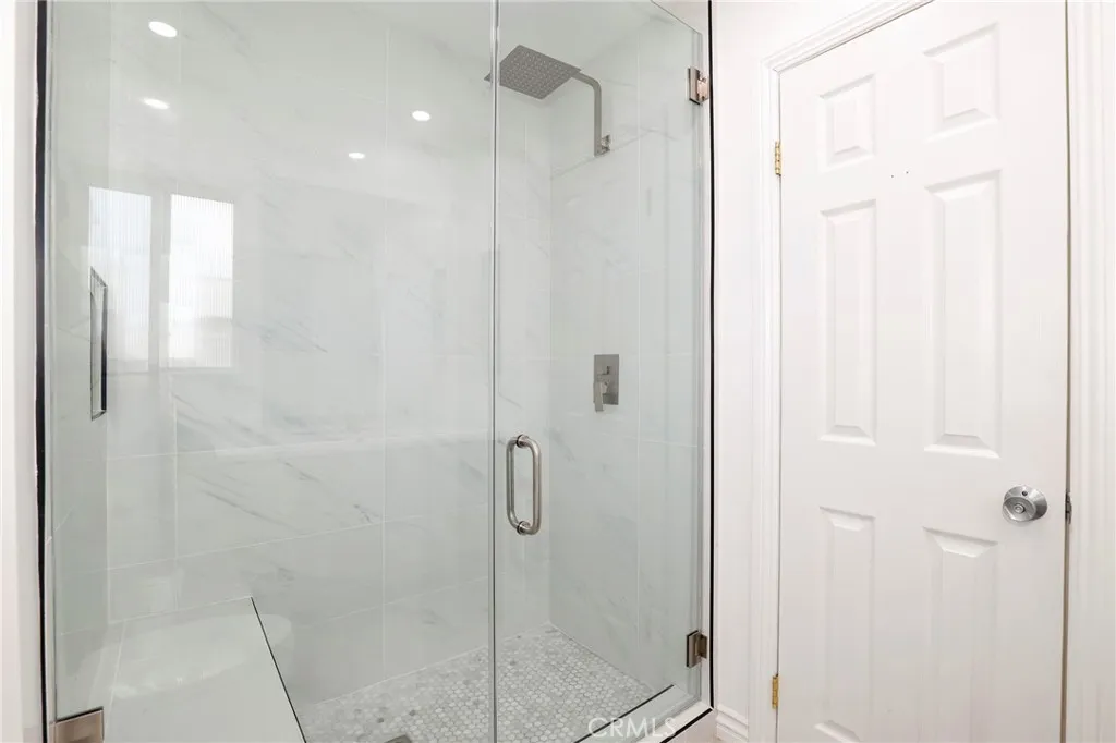 4321 Matilija Avenue 1, Sherman Oaks, California 91423 home-pic-31
