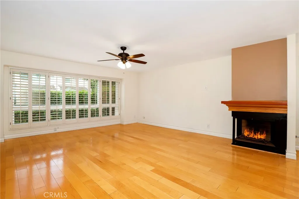 4321 Matilija Avenue 1, Sherman Oaks, California 91423 home-pic-6