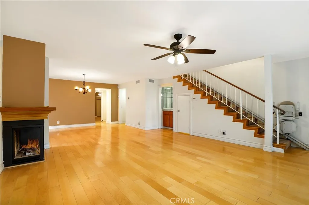 4321 Matilija Avenue 1, Sherman Oaks, California 91423 home-pic-9