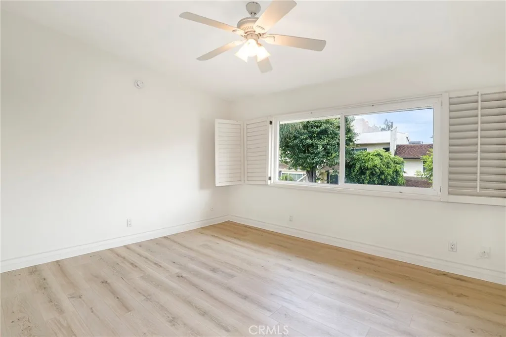 4321 Matilija Avenue 1, Sherman Oaks, California 91423 home-pic-28