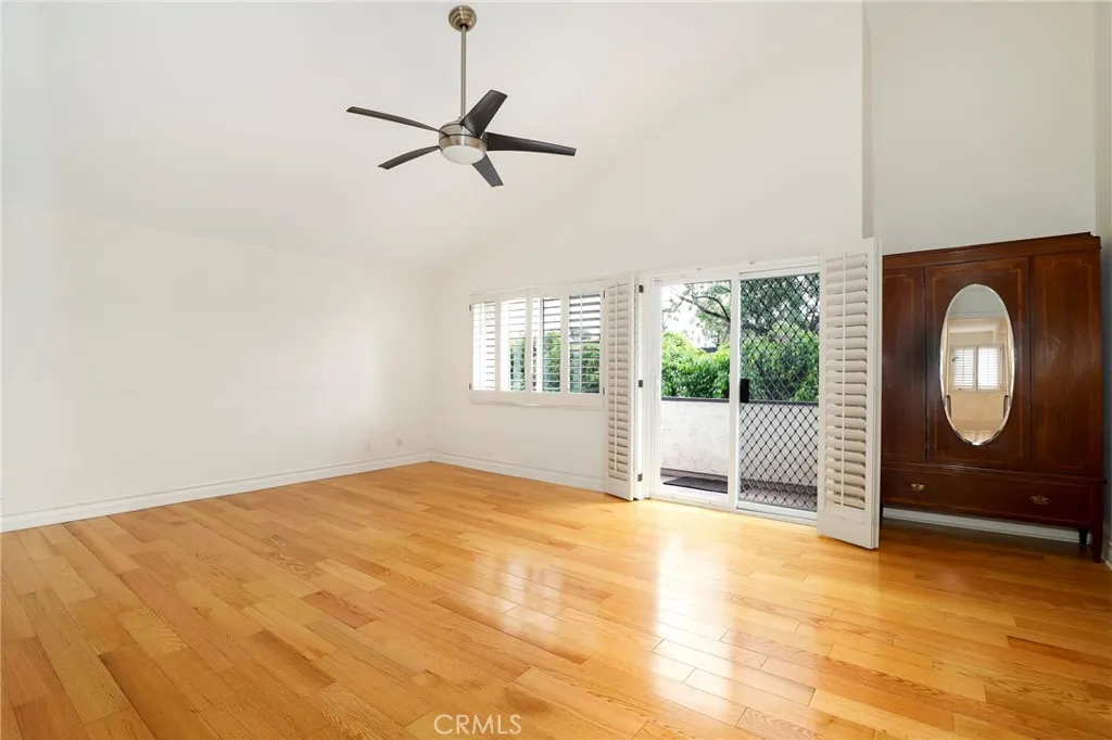 4321 Matilija Avenue 1, Sherman Oaks, California 91423 home-pic-17