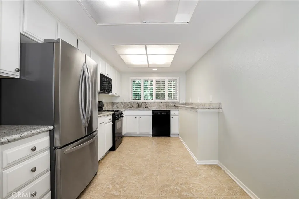 4321 Matilija Avenue 1, Sherman Oaks, California 91423 home-pic-13