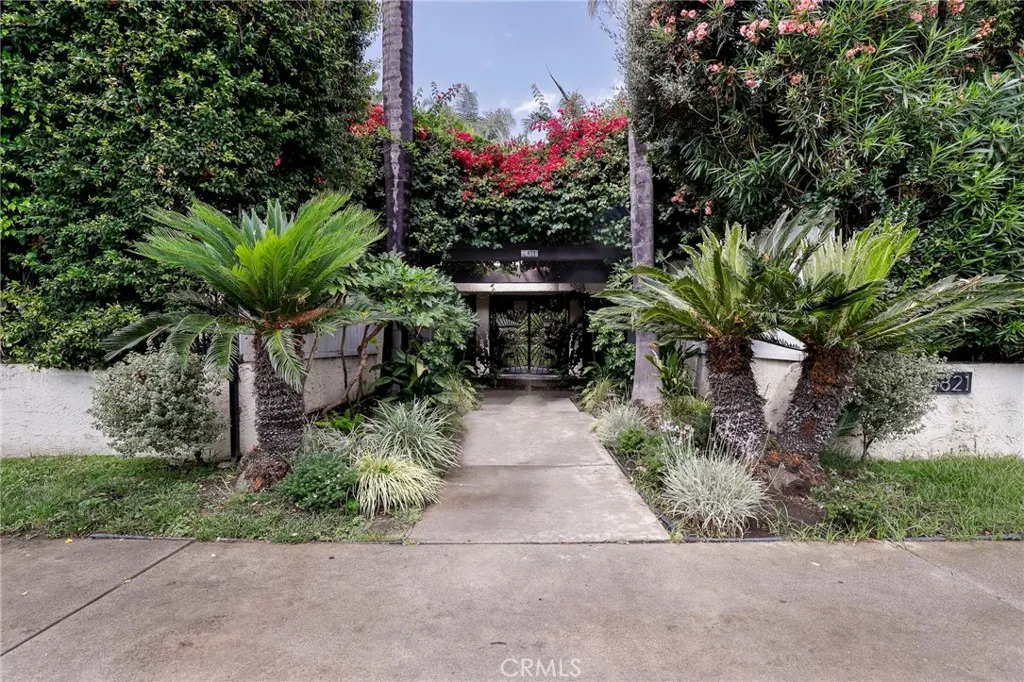 4321 Matilija Avenue 1, Sherman Oaks, California 91423 home-pic-39