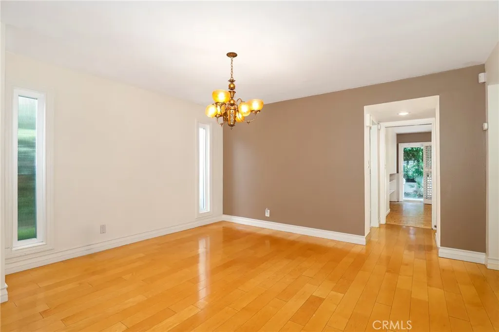 4321 Matilija Avenue 1, Sherman Oaks, California 91423 home-pic-11