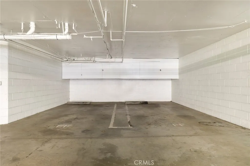 4321 Matilija Avenue 1, Sherman Oaks, California 91423 home-pic-37