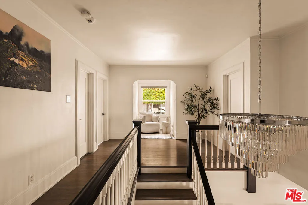 564 N Normandie Avenue, Los Angeles, California 90004 home-pic-12