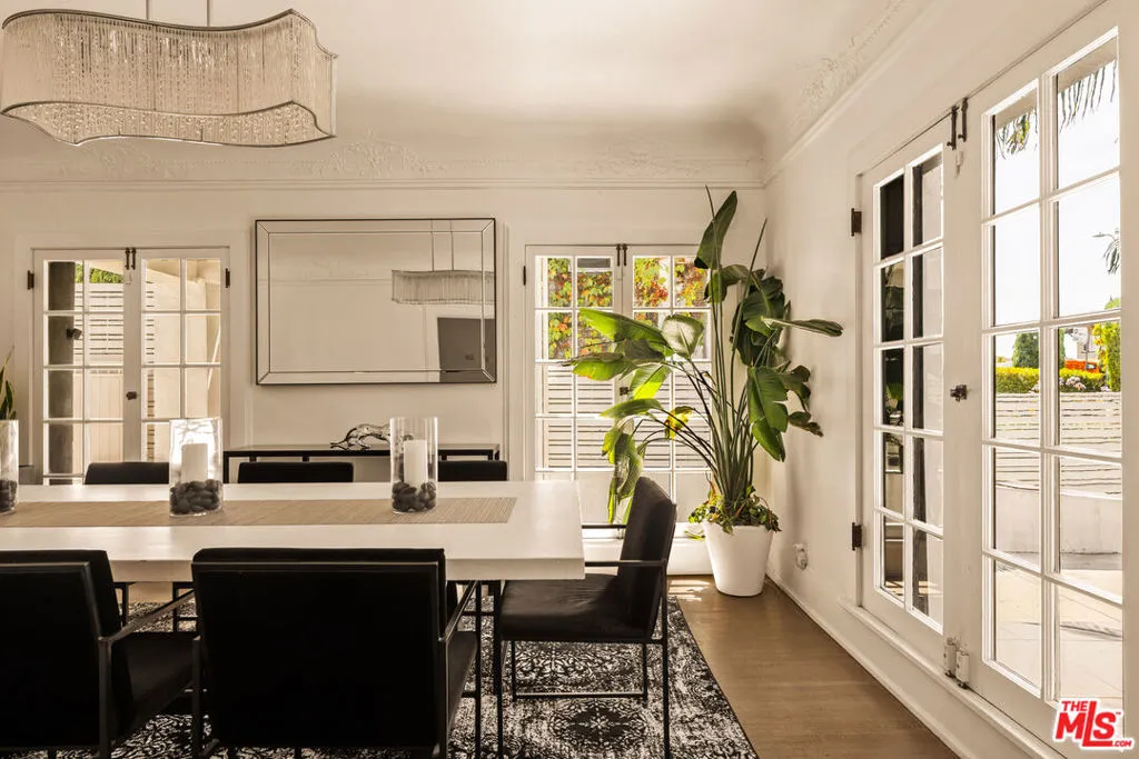 564 N Normandie Avenue, Los Angeles, California 90004 home-pic-7