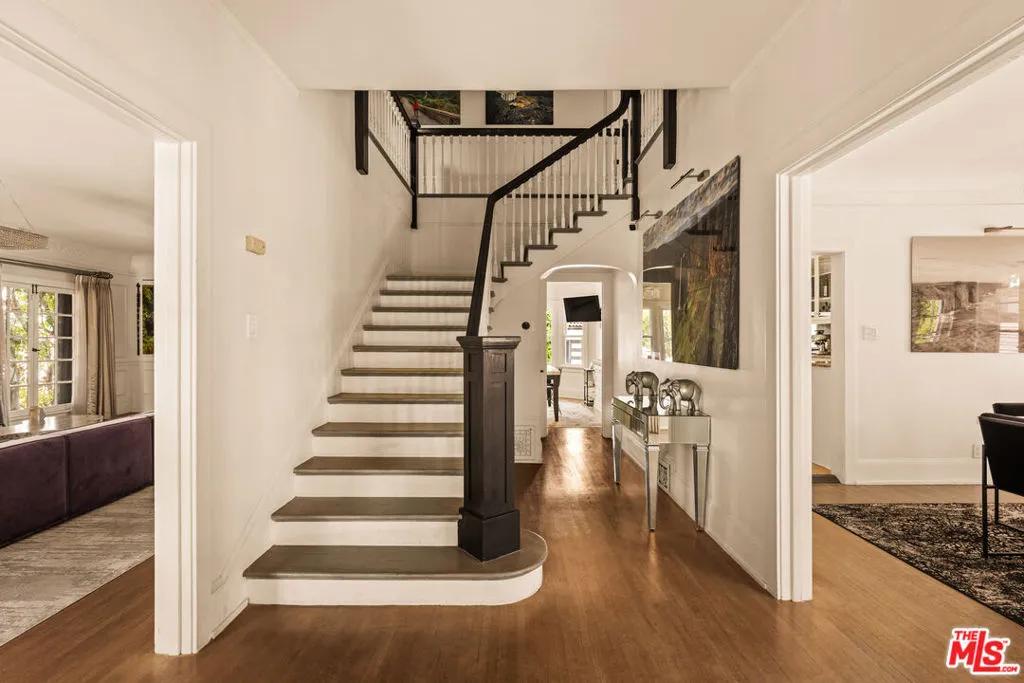564 N Normandie Avenue, Los Angeles, California 90004 home-pic-3