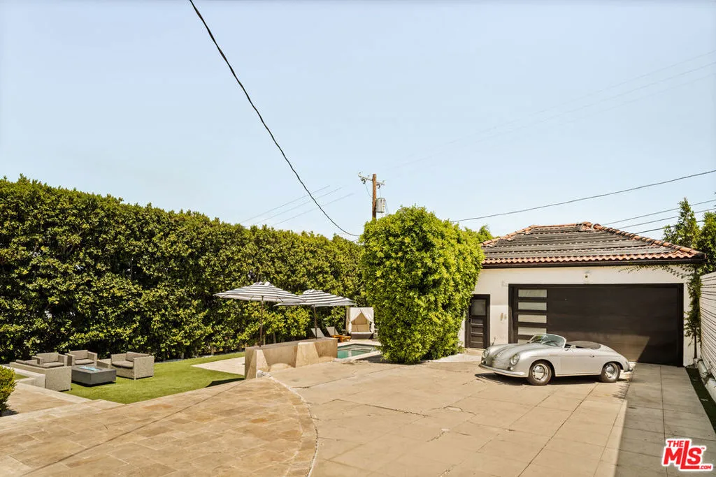 564 N Normandie Avenue, Los Angeles, California 90004 home-pic-24