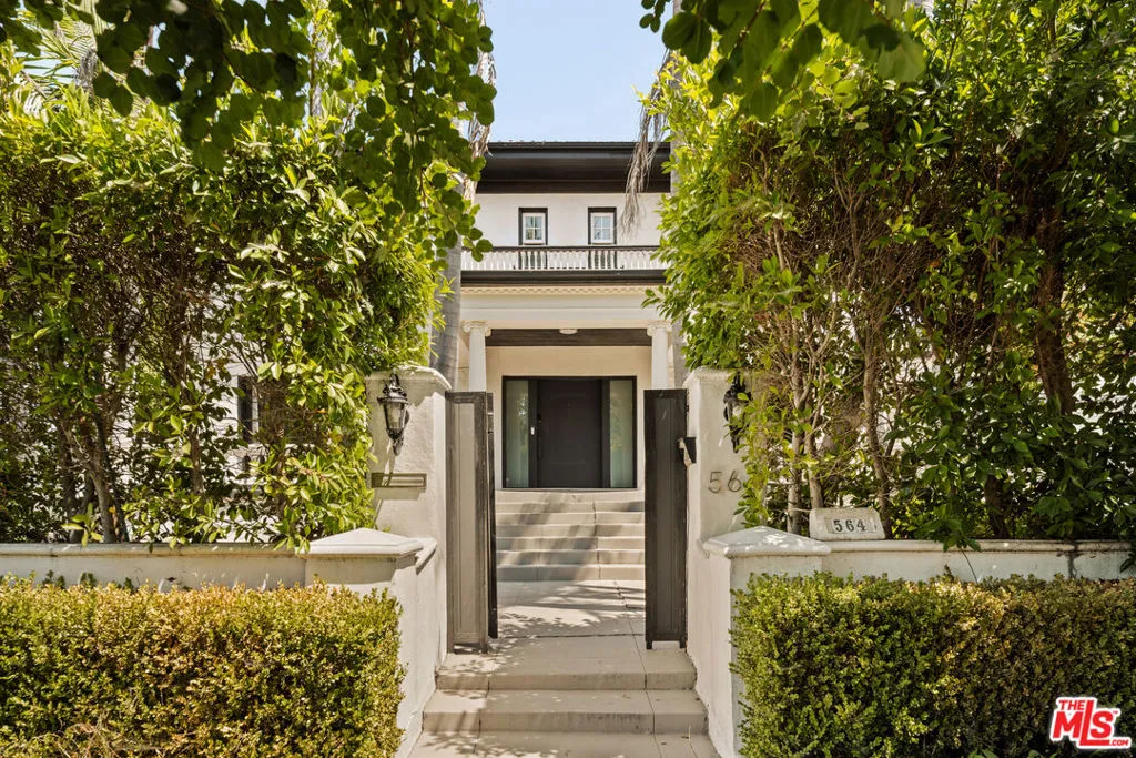 564 N Normandie Avenue, Los Angeles, California 90004 home-pic-2