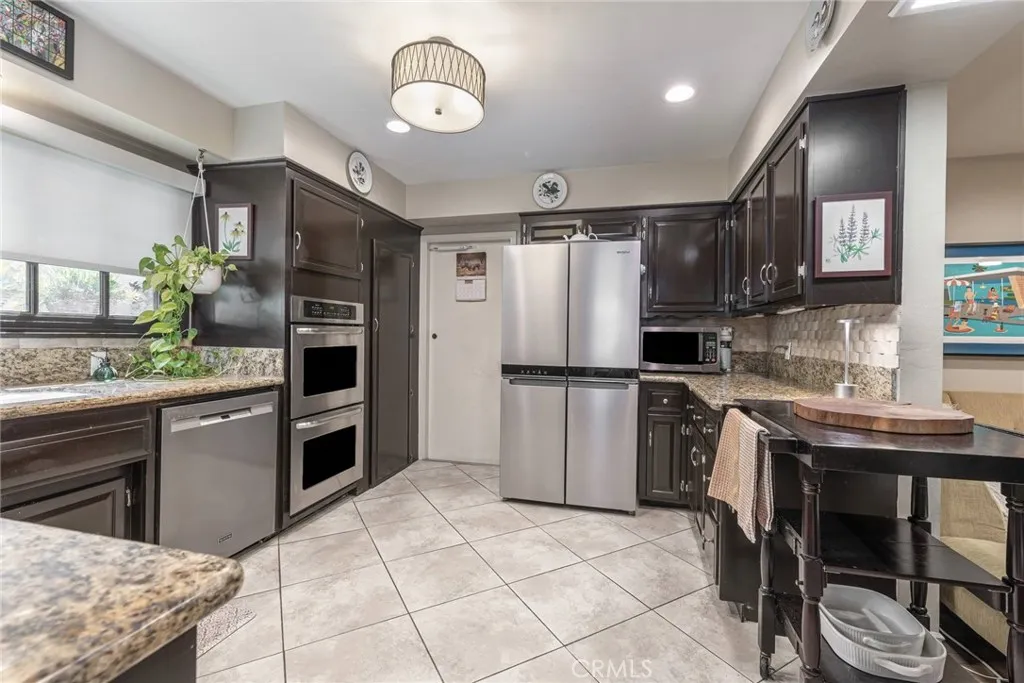 1359 Cedarview Drive, Claremont, California 91711 home-pic-9