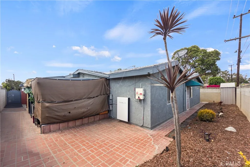 19202 Campaign Drive, Carson, California 90746 home-pic-32