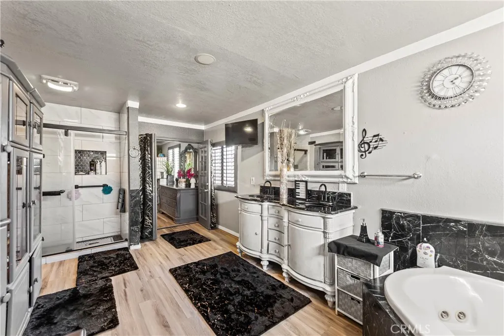 19202 Campaign Drive, Carson, California 90746 home-pic-19