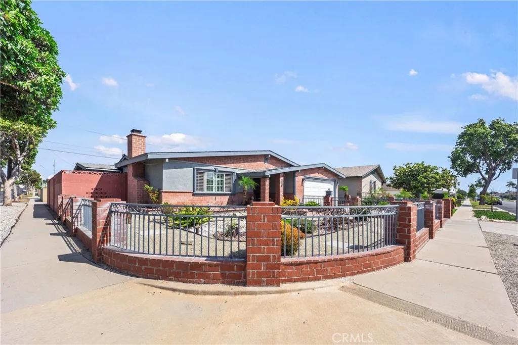 19202 Campaign Drive, Carson, California 90746 home-pic-2