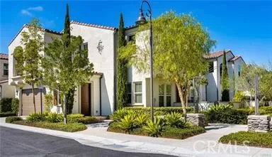502 Trailblaze, Irvine, California 92618