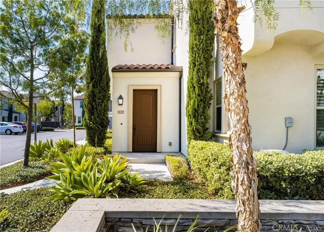 502 Trailblaze, Irvine, California 92618