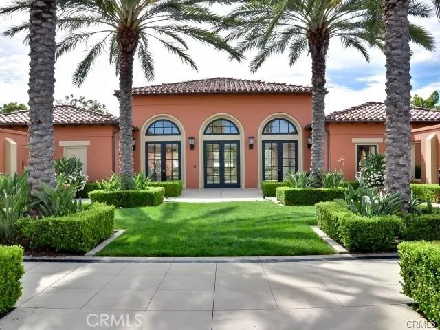 502 Trailblaze, Irvine, California 92618