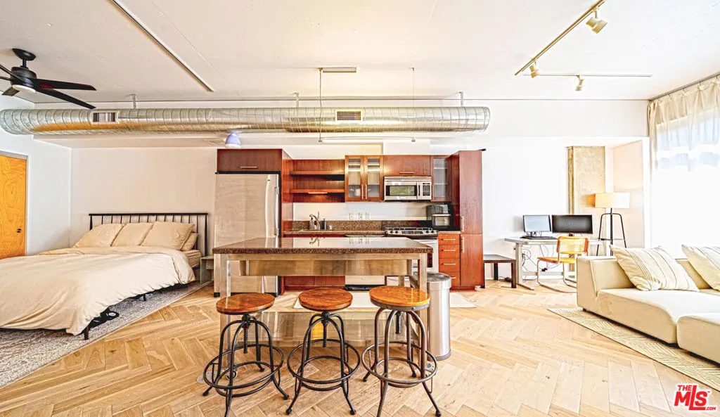 1111 S Grand Avenue 714, Los Angeles, California 90015 home-pic-6