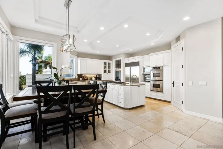 7124 Aviara Dr, Carlsbad, California 92011