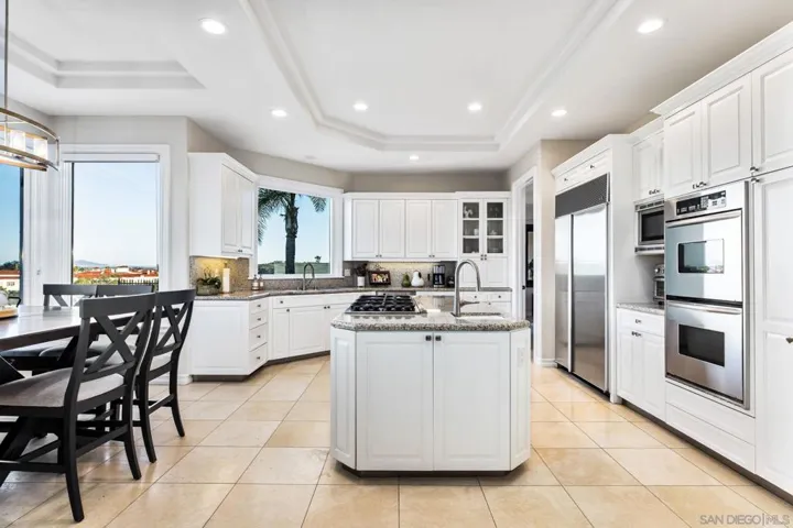 7124 Aviara Dr, Carlsbad, California 92011