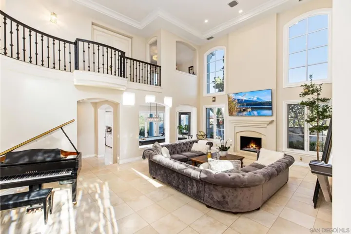 7124 Aviara Dr, Carlsbad, California 92011