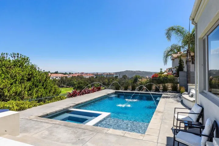 7124 Aviara Dr, Carlsbad, California 92011