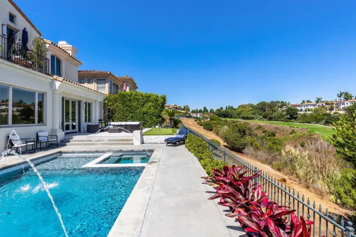 7124 Aviara Dr, Carlsbad, California 92011