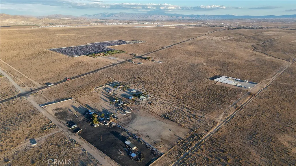 20825 Aster Road, Adelanto, California 92301 home-pic-24