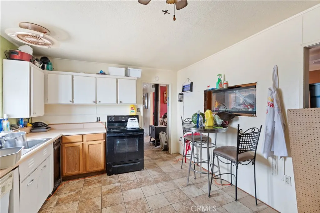 20825 Aster Road, Adelanto, California 92301 home-pic-13
