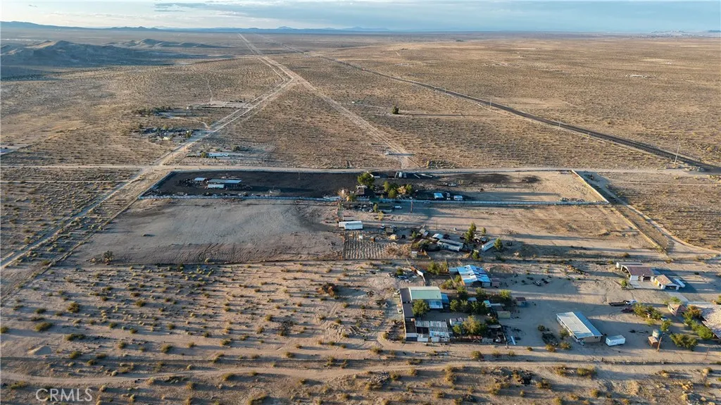 20825 Aster Road, Adelanto, California 92301 home-pic-28