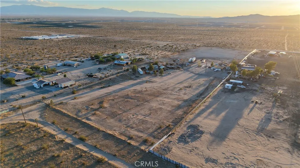 20825 Aster Road, Adelanto, California 92301 home-pic-31