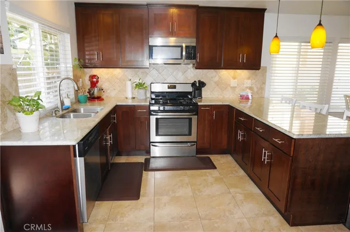 2015 E Saddlewood Lane, Anaheim, California 92806