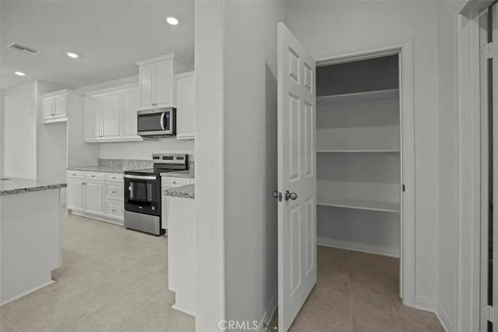 25632 Ranch House Road, Homeland, California 92548 home-pic-20