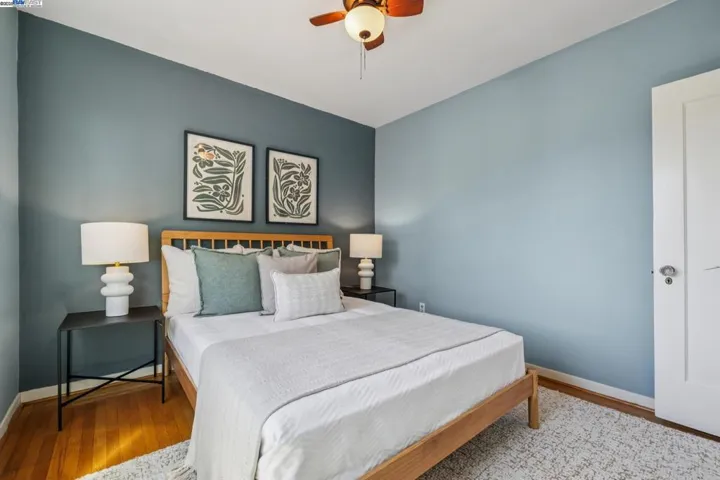 1336 Fernside, Alameda, California 94501-0000