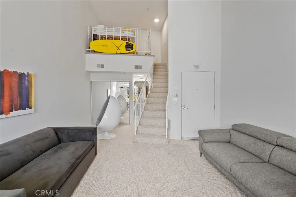 620 S Gramercy Place 412, Los Angeles, California 90005 home-pic-1