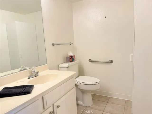 1/2 Bath for Guests