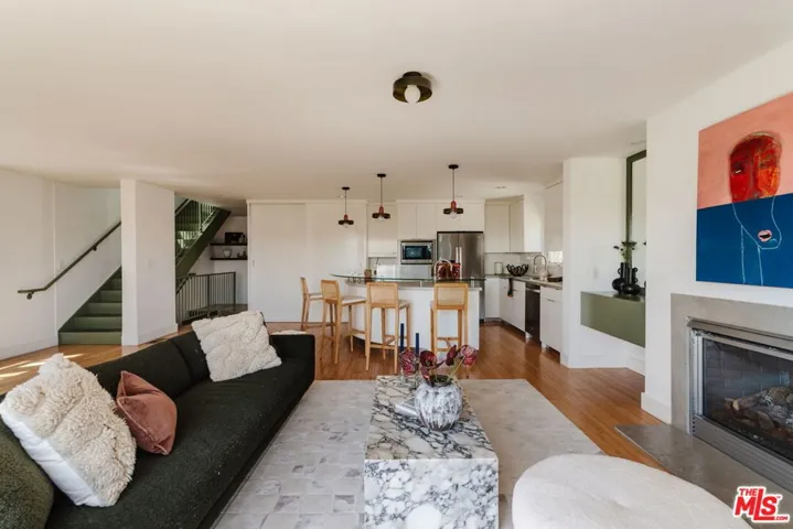 2406 Silver Ridge Avenue, Los Angeles, California 90039