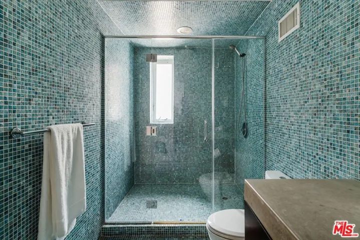 2406 Silver Ridge Avenue, Los Angeles, California 90039
