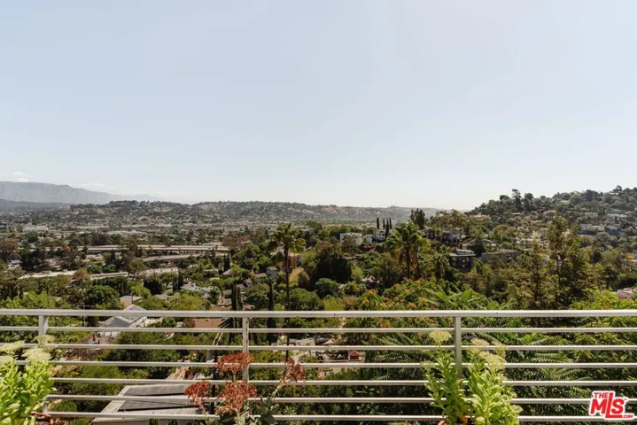 2406 Silver Ridge Avenue, Los Angeles, California 90039