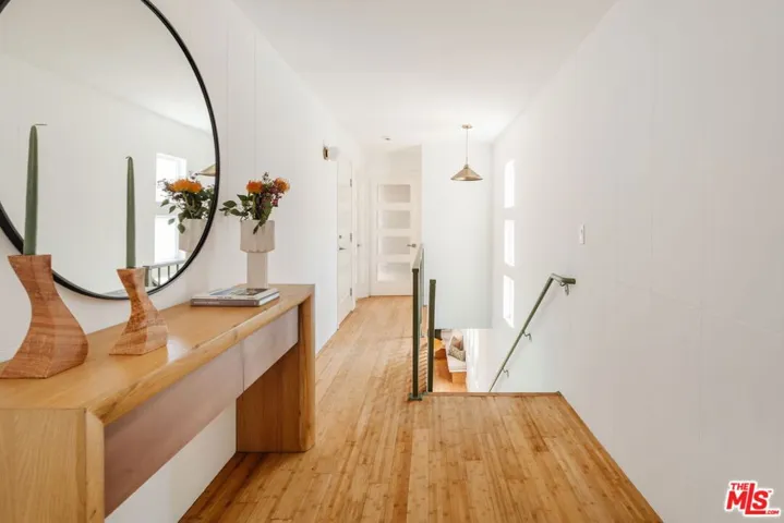 2406 Silver Ridge Avenue, Los Angeles, California 90039