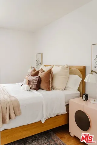 2406 Silver Ridge Avenue, Los Angeles, California 90039