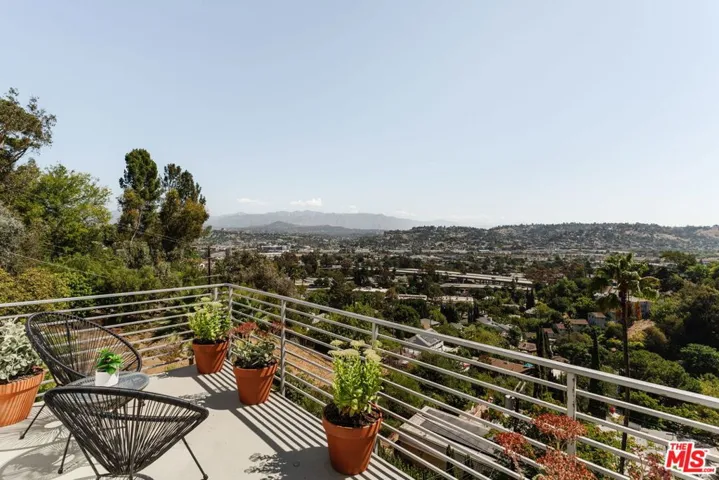 2406 Silver Ridge Avenue, Los Angeles, California 90039