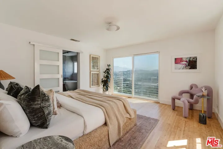 2406 Silver Ridge Avenue, Los Angeles, California 90039
