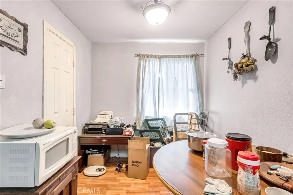 1644 B Street, Fresno, California 93706 home-pic-21