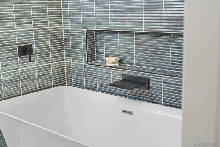 Primary Bath/Spa