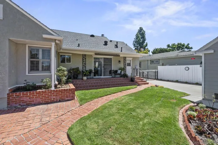 4734 Miracle Dr, San Diego, California 92115
