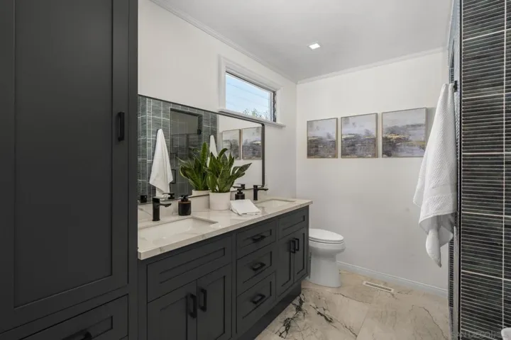 Primary Bath/Spa