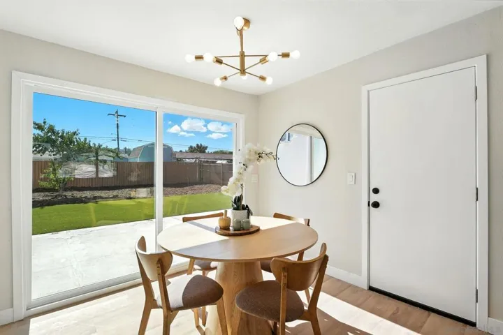 646 Parkbrook St, Spring Valley, California 91977