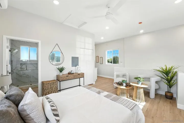 646 Parkbrook St, Spring Valley, California 91977