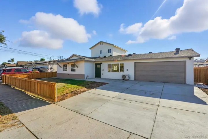 646 Parkbrook St, Spring Valley, California 91977